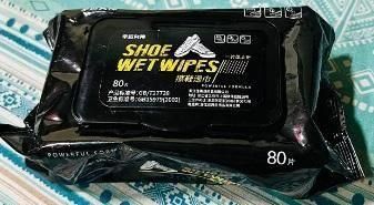 Portable Sneaker & Shoe Cleaner Wipes (1 Packs of 80)